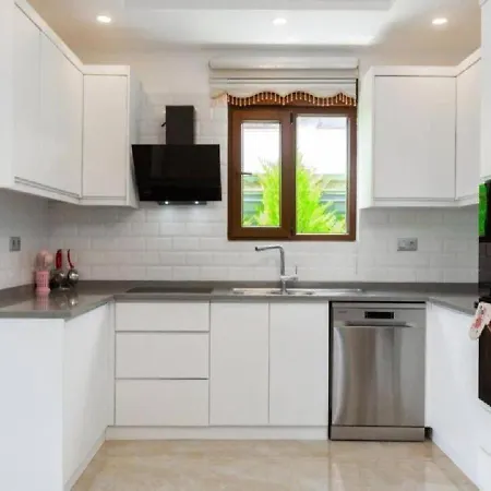 Villa люкс вилла элеганц 1 *